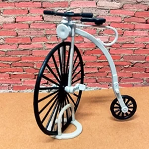 Uma Bicicleta Velocípede com suporte